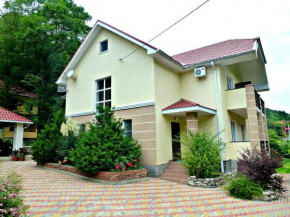 Guest House Lesnoy